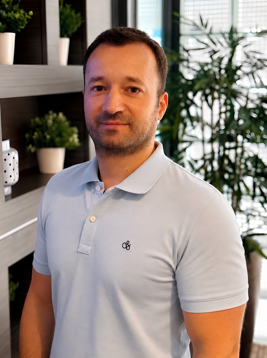 Neb, your Science teacher and founder of Education Family Tutors